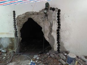 d101a9ea15a4fbfaa2b5