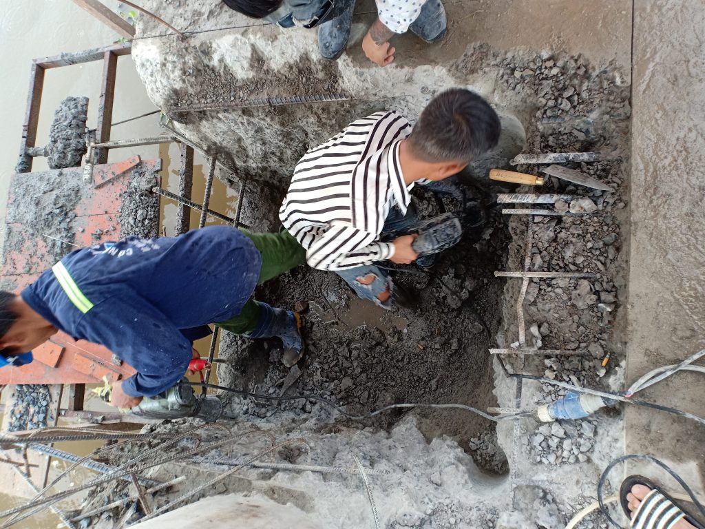 Dịch vụ Đục Phá Bê Tông TpHCM Gía rẻ, Chuyên nghiệp Dịch vụ Đục Phá Bê Tông TpHCM Gía rẻ, Chuyên nghiệp