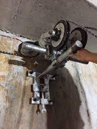 Cắt bê tông bằng dây kim cương. Cắt bê tông bằng dây kim cương