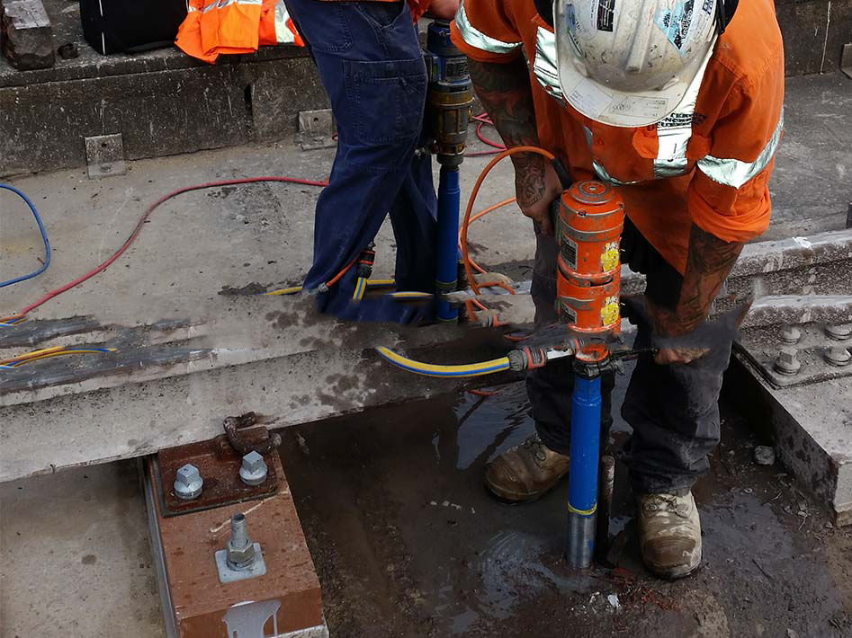 Khoan Rut Loi Be Tong Phu Giao