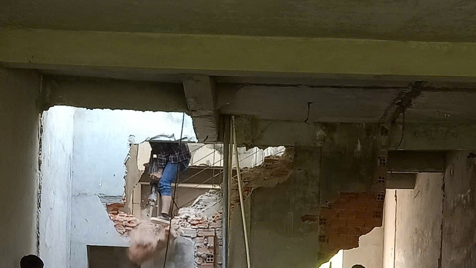 khoan cắt bê tông tâm phát